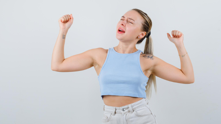 專利蛋白質酵素如同高效營養快遞員，能在 45 分鐘內將蛋白質分解為易吸收的支鏈胺基酸（BCAA），讓血中胺基酸及白胺酸濃度顯著提升，精準啟動肌肉修復，不讓昂貴的營養白白浪費。（圖／業者提供）