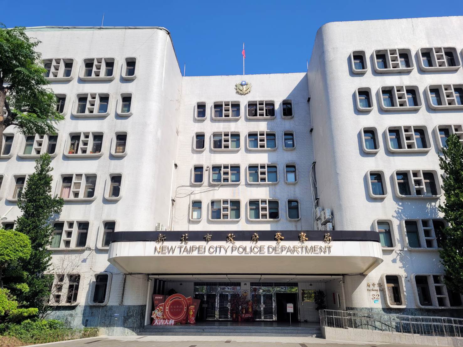 新北市警局外觀，記者游承霖攝影