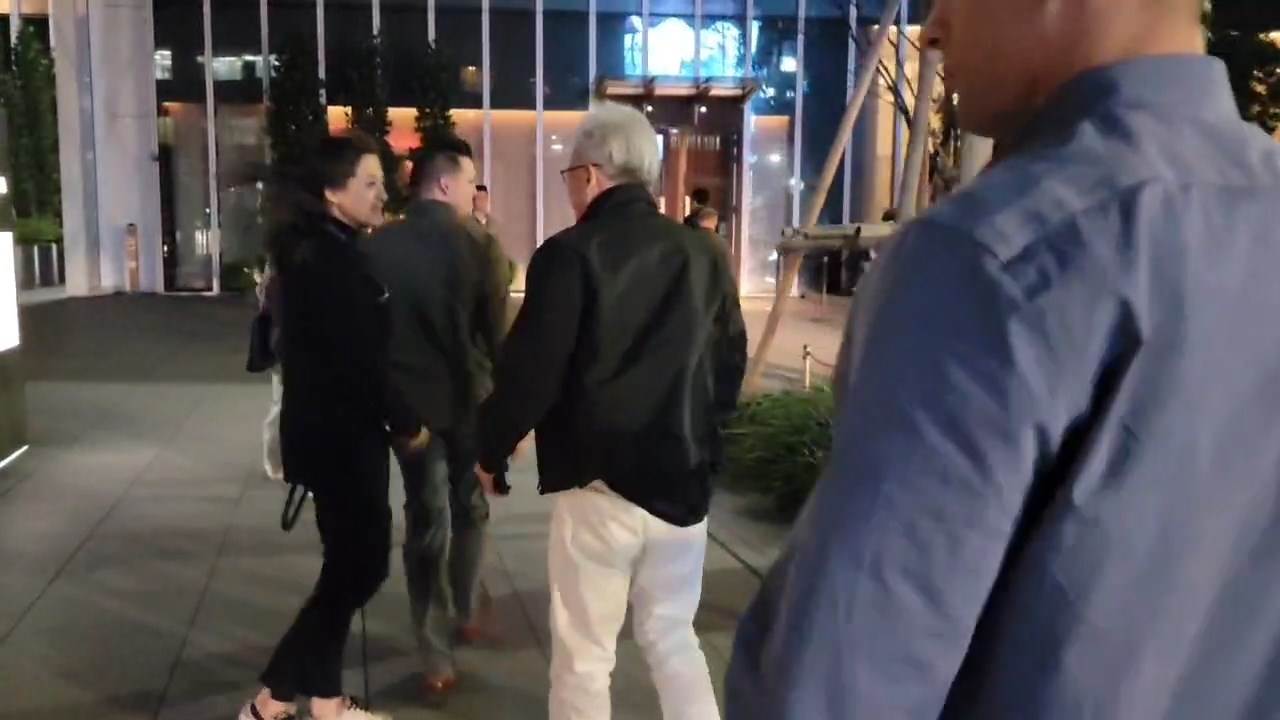 c21c8db6-b24e-4131-9587-d8ced86e2cc5.mp4_snapshot_00.00