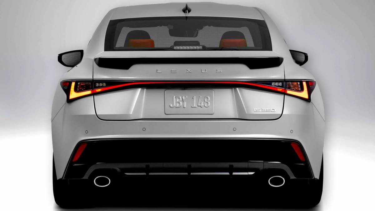 凌志整體銷售表現也同樣提升，共售出882,231輛，較2024年成長3.6％。（圖／凌志提供）