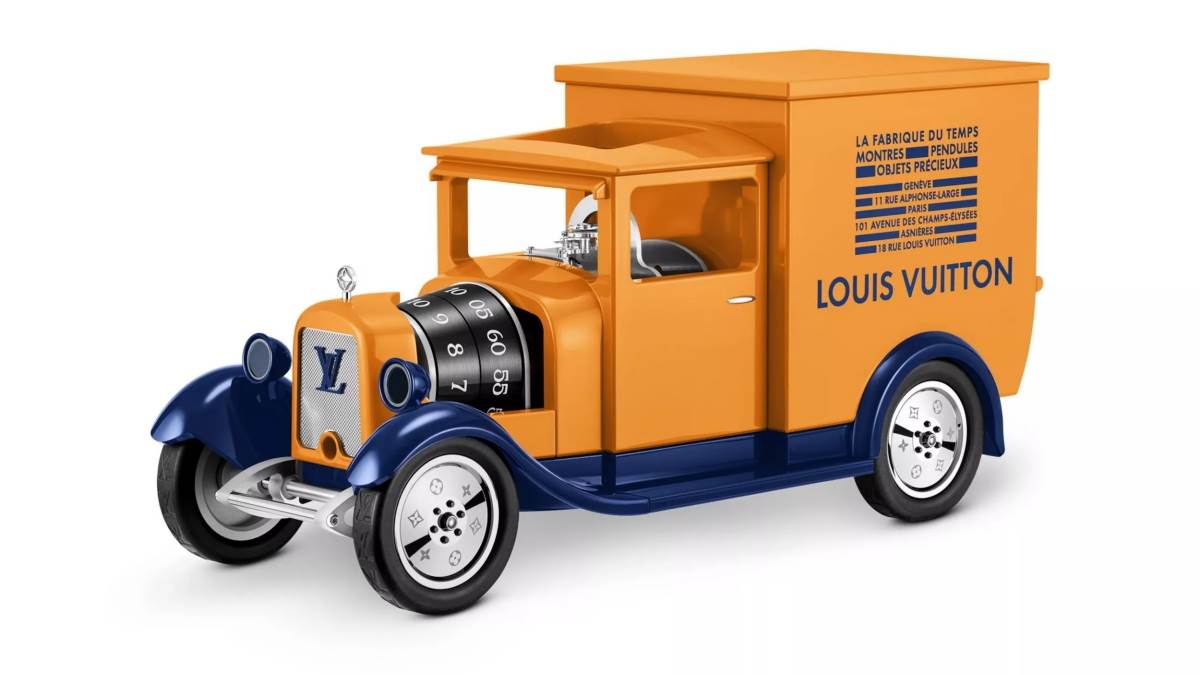 如果預算沒那麼多,LV也推出相對平價版本的Camionnette時鐘。(圖/LV提供)