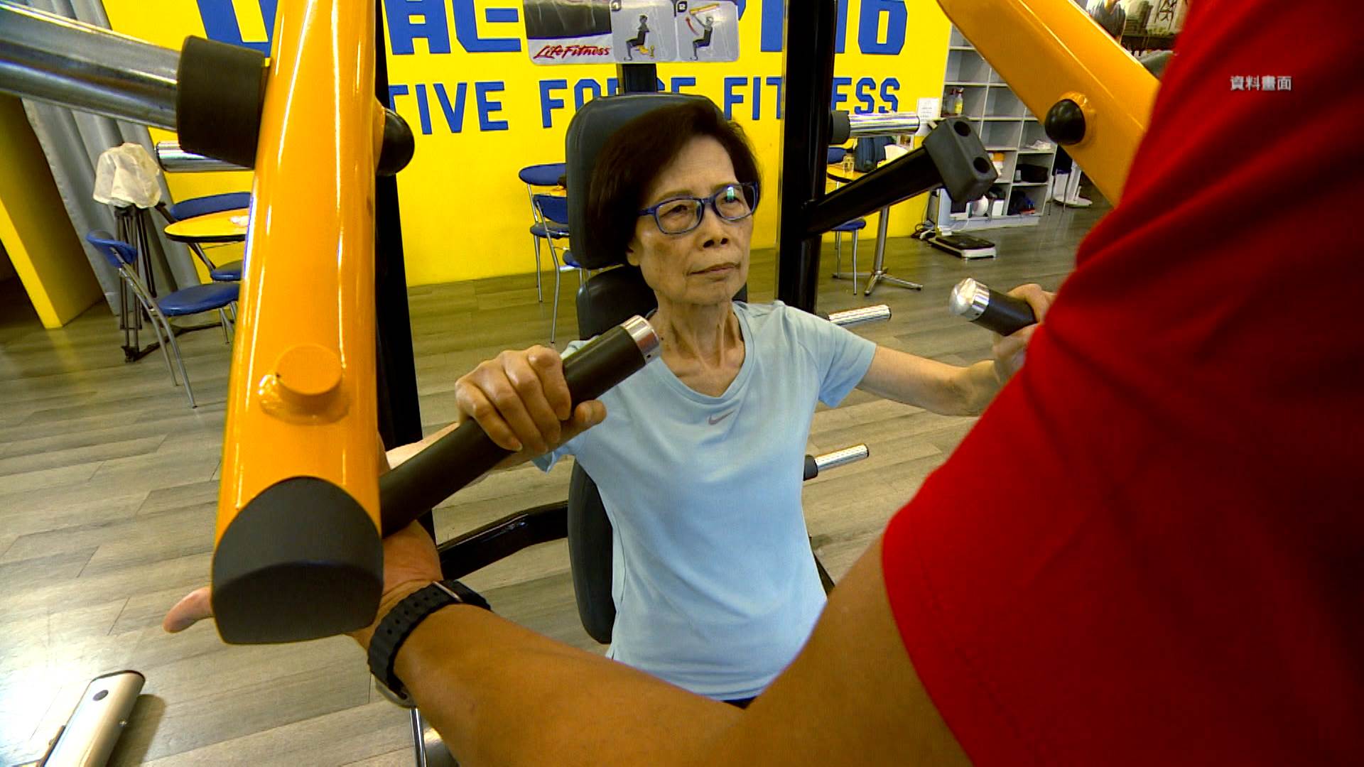 L BAR_整點用(修邊).00_08_54_14.Still036