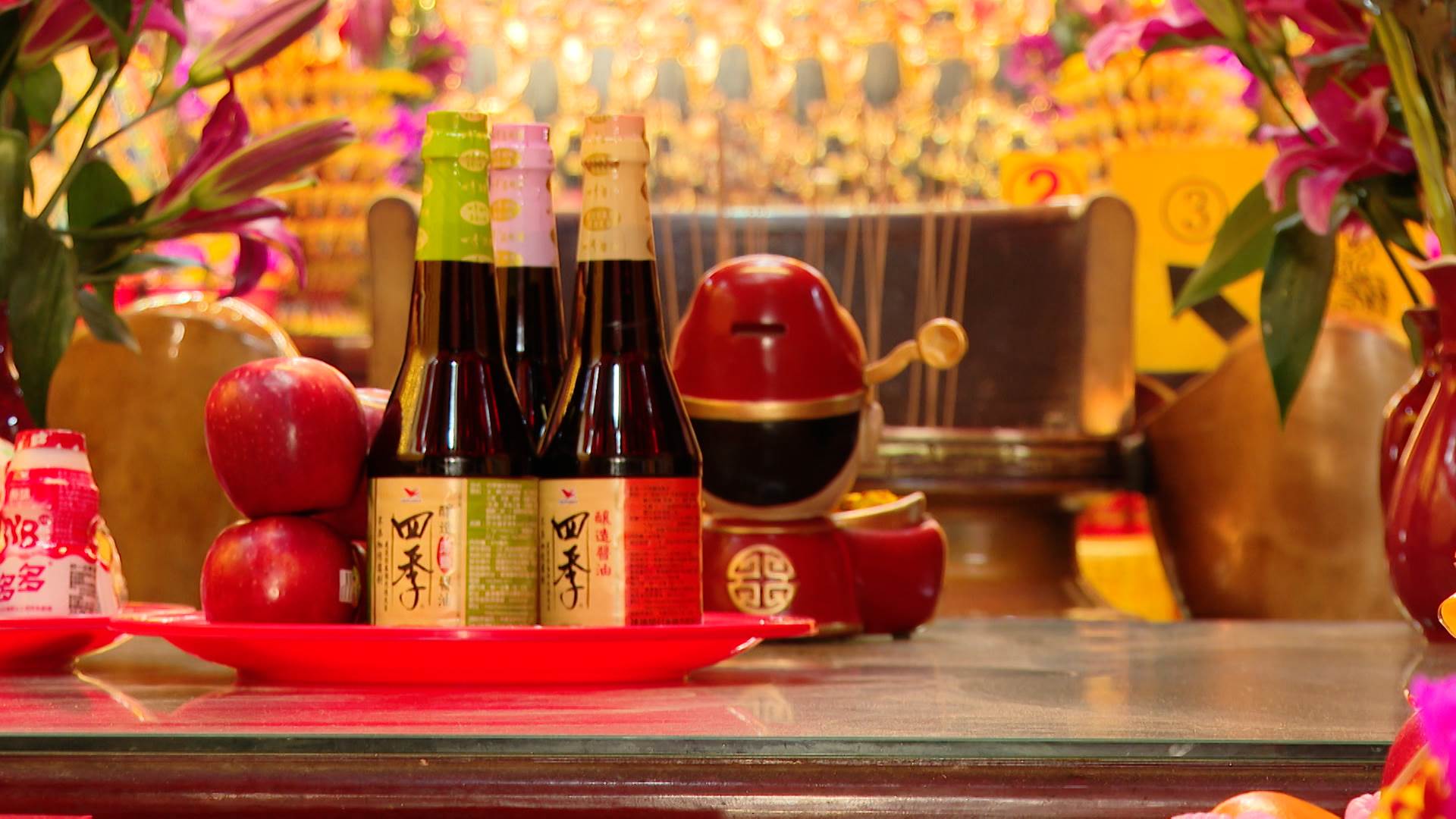 L BAR_整點用(修邊).00_09_33_14.Still047