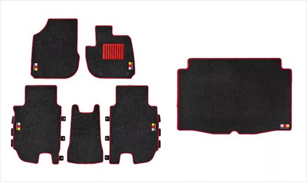 內裝著重在防滑地毯、後車廂行李墊以及鋁合金門檻踏板。（圖／無限提供）