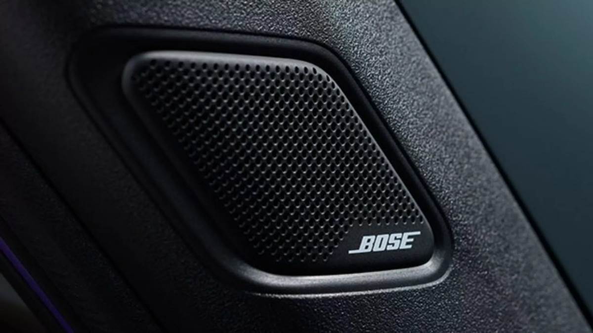 車輛搭載了八具Bose音響，並且擁有模擬聲浪功能，不論是引擎轉速爬升的音浪或者是換檔的聲響都將可以透過這些音響發出。（圖／本田提供）