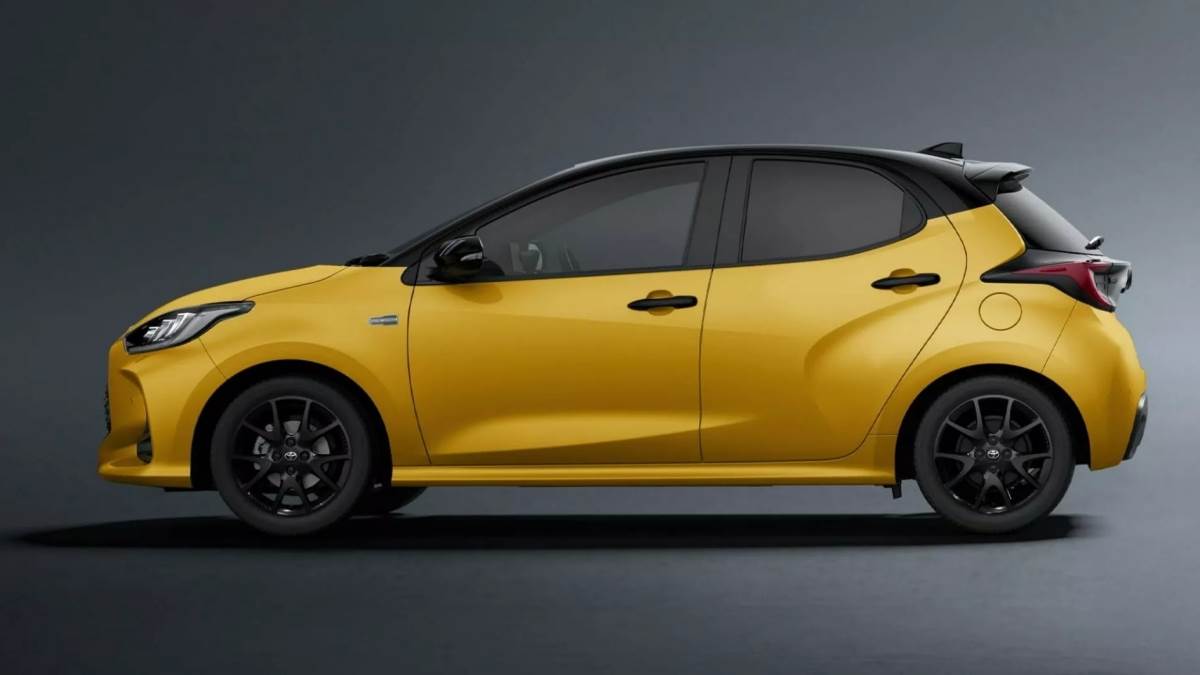 雖然車輛內裝有所更新,但是豐田卻選擇取消停車輔助系統。(圖/豐田提供)