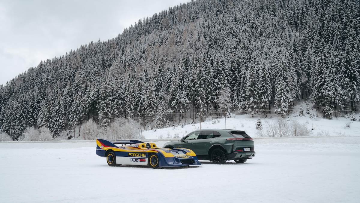 雙車款的同台亮相,展現了科技與可能性的進化,同時證明保時捷DNA始終如一,「千匹馬力俱樂部」將傳承與創新完美結合。(圖/Porsche提供)