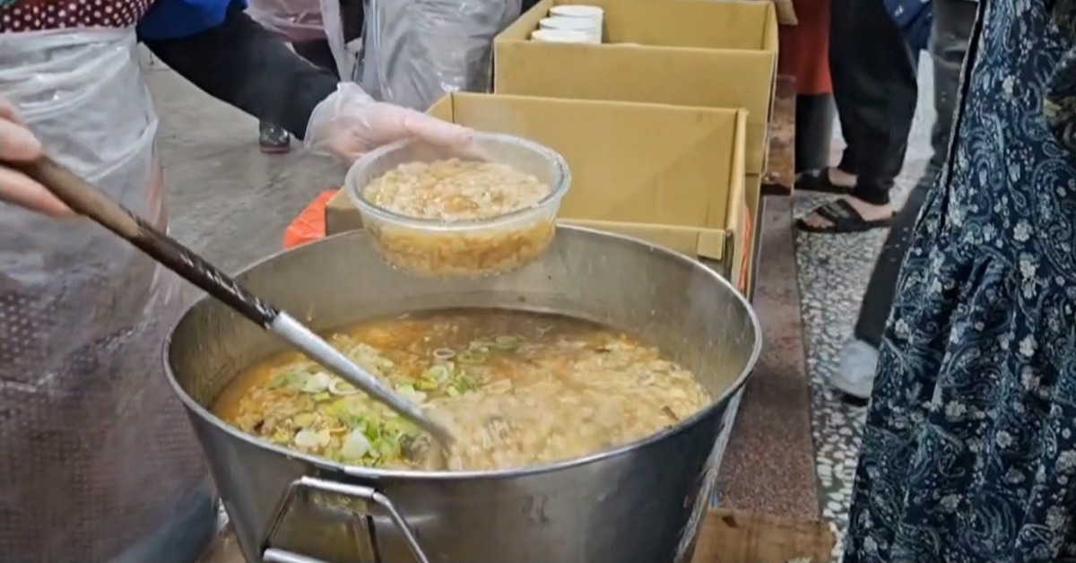 廟宇平安粥「呷平安」 能否外帶引網熱議