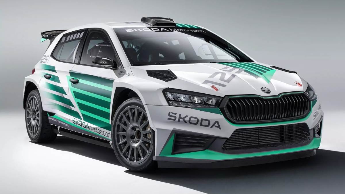 Fabia RS Rally2不是只有外觀改變而已，而是增添了許多賽道的功能性配備讓車輛表現更猛。（圖／Škoda提供）