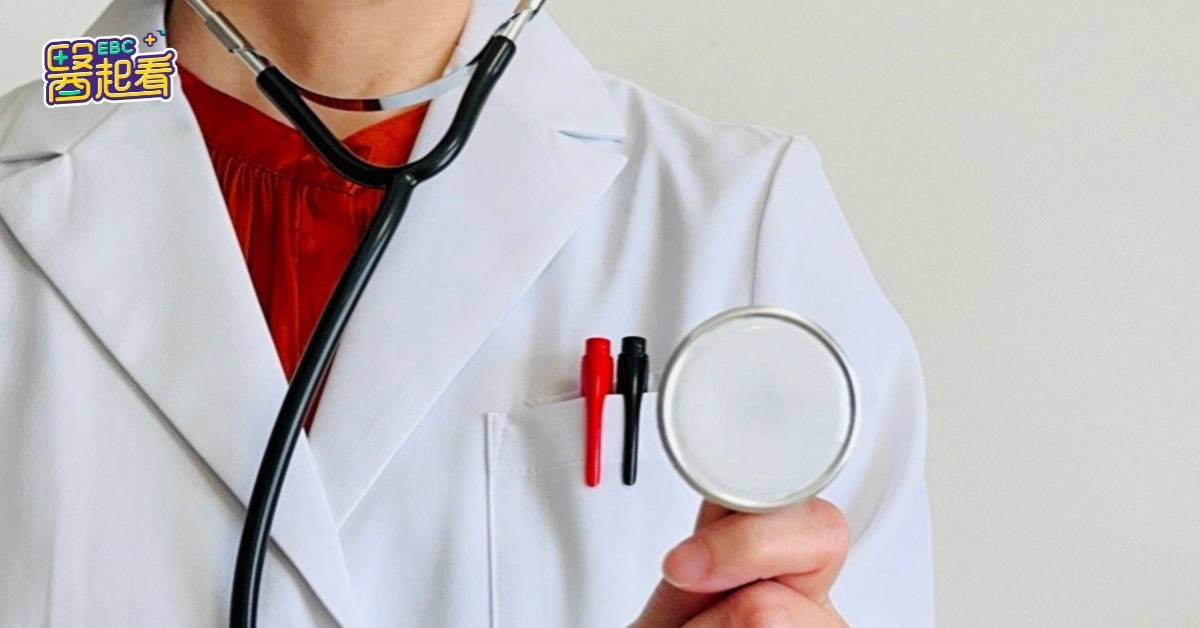 醫起看／男友「弟弟」周圍長了一圈細小凸起 醫幫解釋：不是菜花