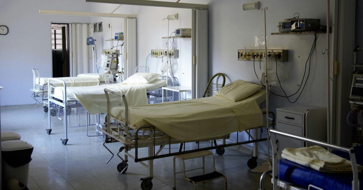 美國狼醫不顧她生理期「強扯衛生棉」侵犯 遭撤銷執照