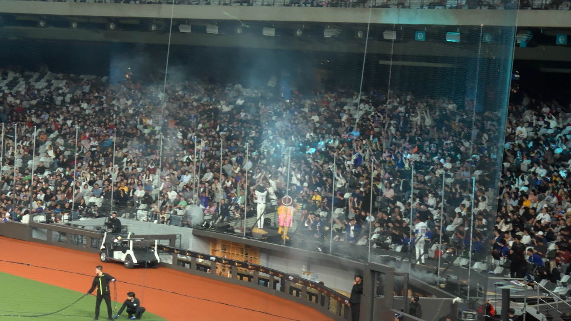 序列 18.00_00_10_14.Still008