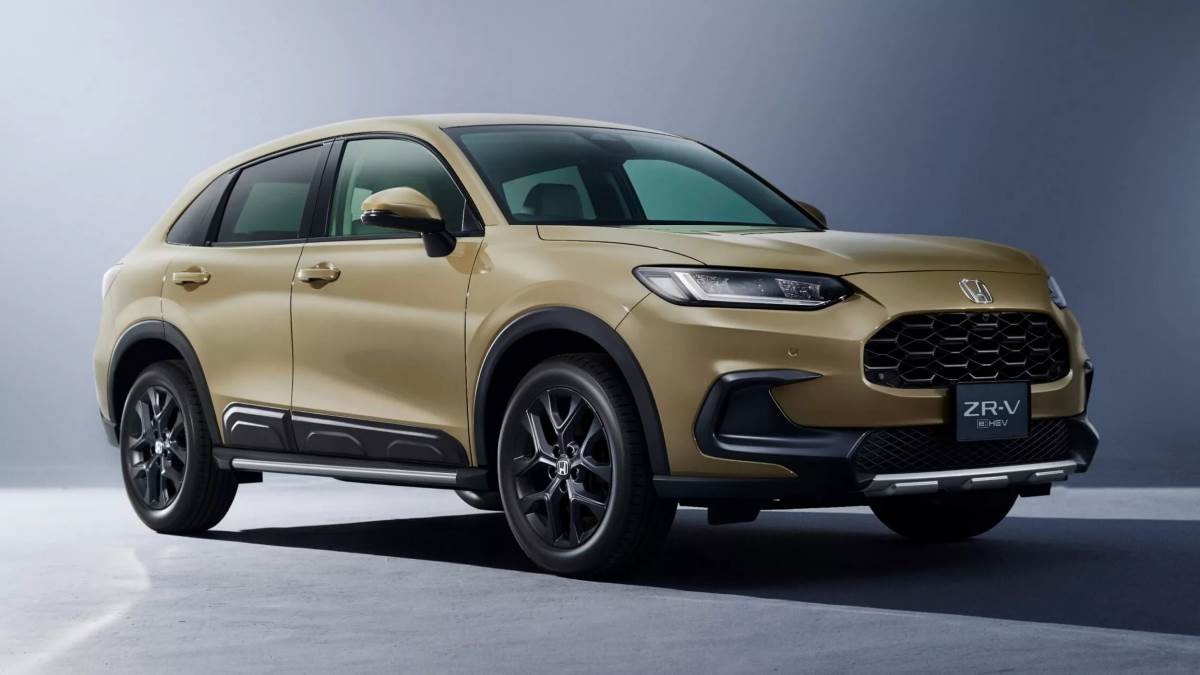 本次小改款推出Cross Touring車型,在外觀上增添更多防刮護板,整體的越野氣息更加濃厚。(圖/本田提供)