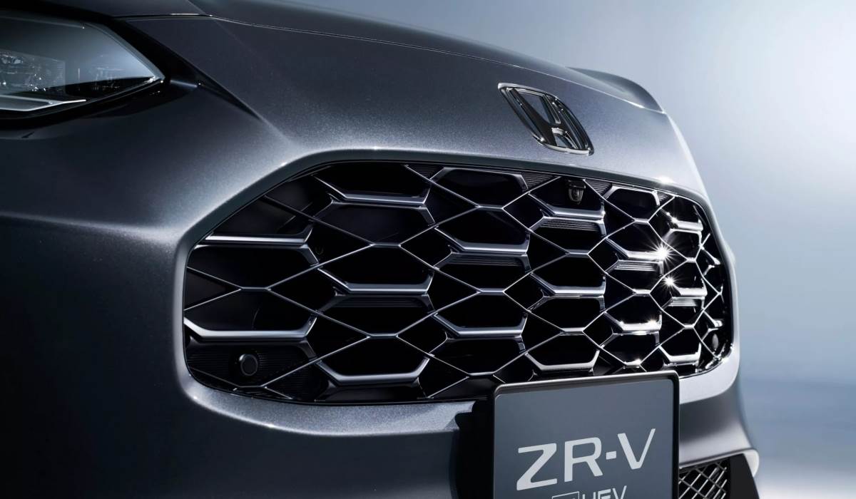 小改之後的ZR-V依舊維持了前驅以及四驅的選擇,可以符合各地消費者的需求。(圖/本田提供)