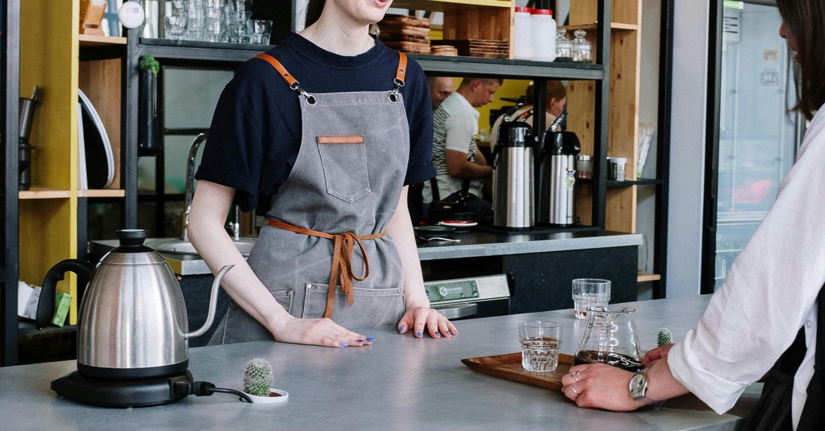 工讀生父病危請假遭拒 老闆跳針問「為何不提早說？」