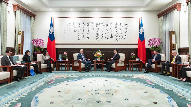 cc2f24b4-ff64-4016-abef-e453841ee8c4