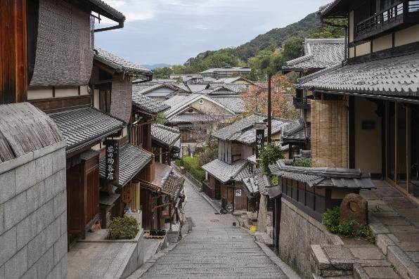 京都二年坂、三年坂保留傳統町家風貌,成為人氣散策街道。(圖/找到了旅行社提供)