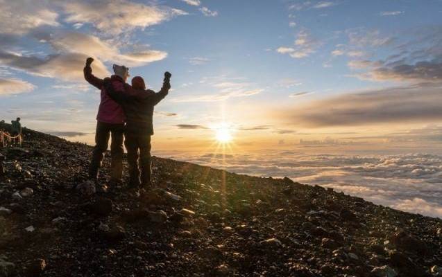 富士山登山行程名額有限,早鳥報名可享每人現折 2,000 元。(圖/找到了旅行社提供)