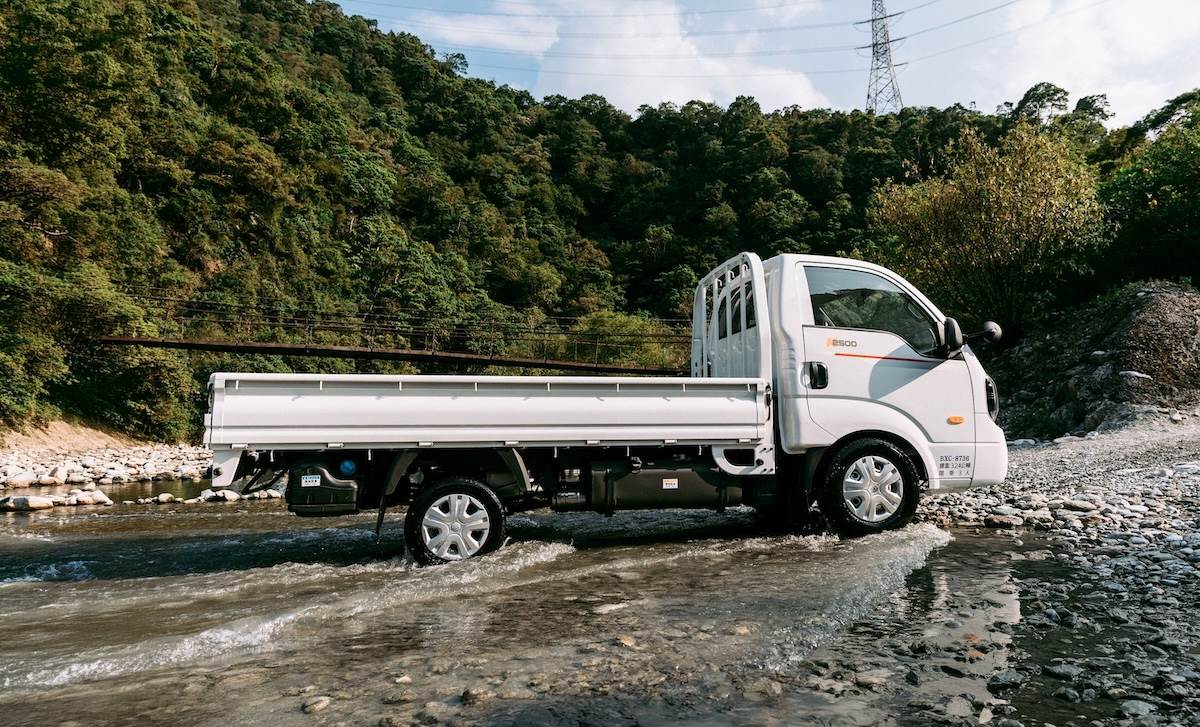 車輛最大載重可達1,489公斤，並提供多種貨床尺寸選擇，貨床長度從3,110mm至1,870mm不等。（圖／台灣森那美起亞提供）