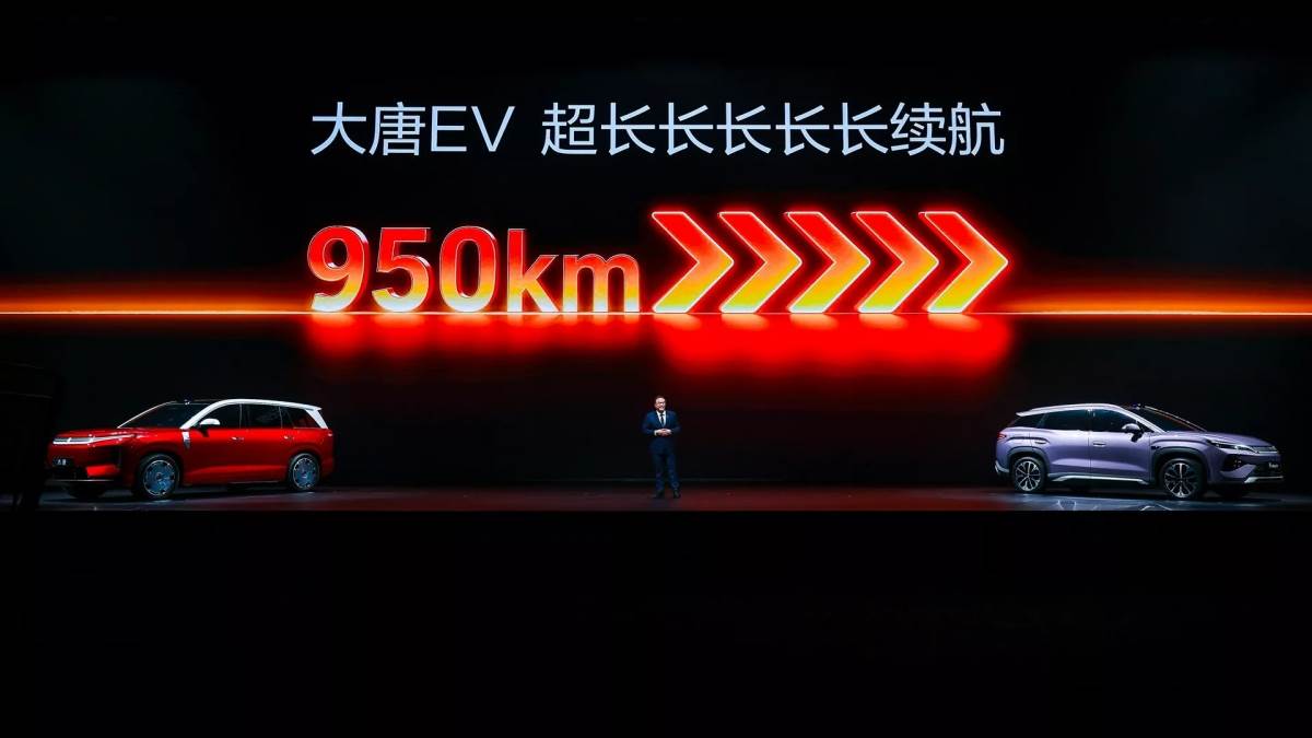 雖然車重相當驚人，但是擁有最大950公里的續航表現。（圖／比亞迪提供）