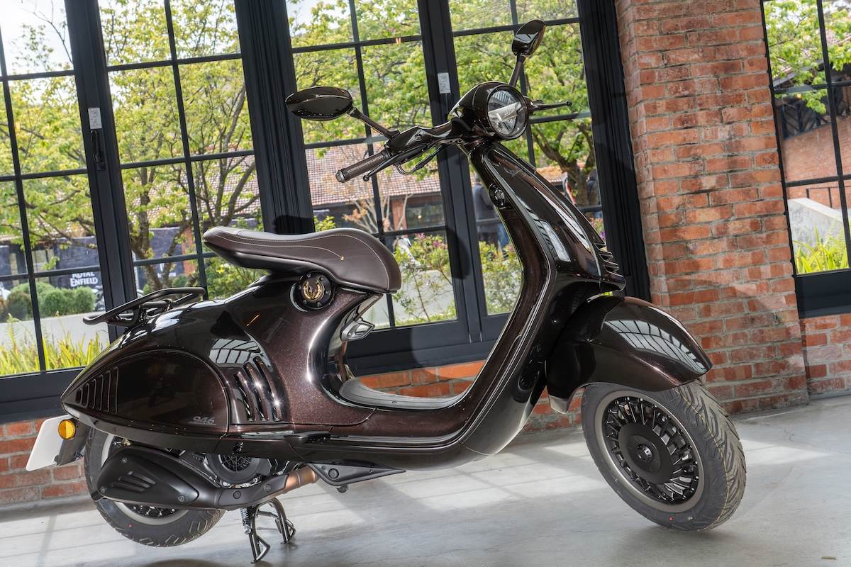Vespa 946 Horse特仕版。（圖／林昱丞攝影）