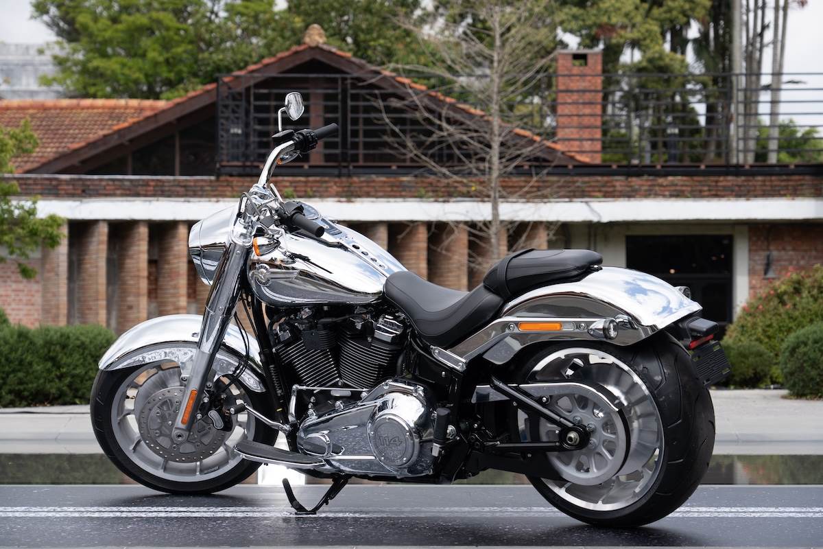 Harley-Davidson Fat Boy—Titanium Phantom《鈦金幻影》特仕版。（圖／林昱丞攝影）