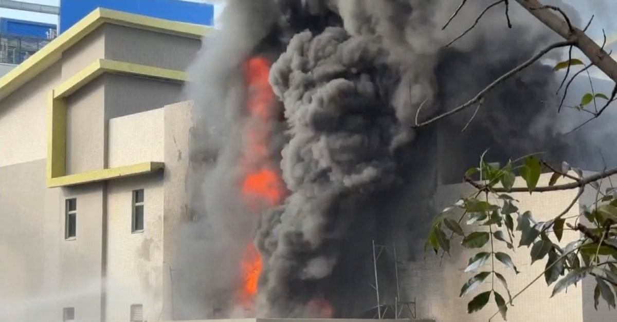 火警發生在16日下午3時26分左右。（圖／東森新聞）