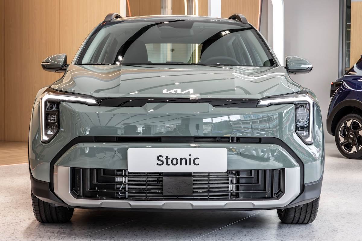 Stonic換上全新<a href='/search/tags/Kia Digital Tiger Face/' target='_blank'>Kia Digital Tiger Face</a>外觀，融入Kia獨有的Star Map LED星圖式頭燈／尾燈組，並搭配LED晶曜頭燈。（圖／台灣森那美起亞提供）