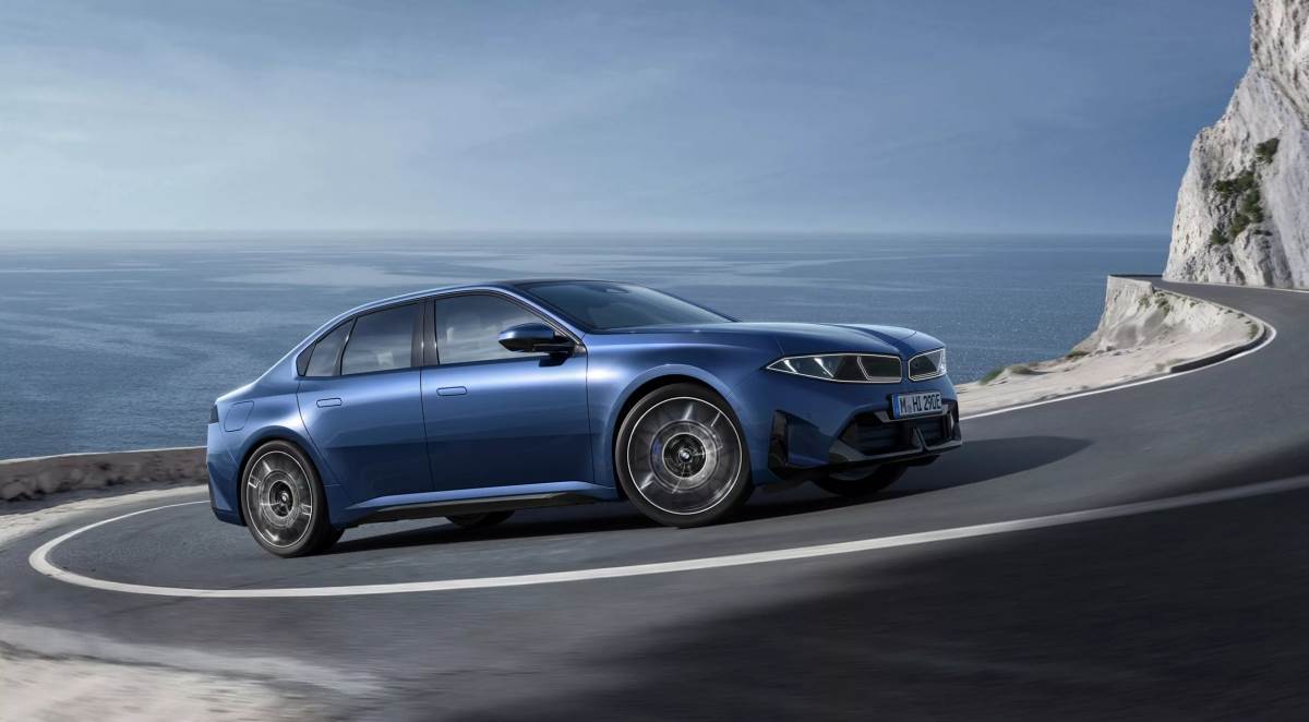 車輛採用全新Neue Klasse平台，率先亮相的i3 xDrive 50搭載了第六代eDrive電能驅動系統，擁有463匹最大馬力。（圖／寶馬提供）