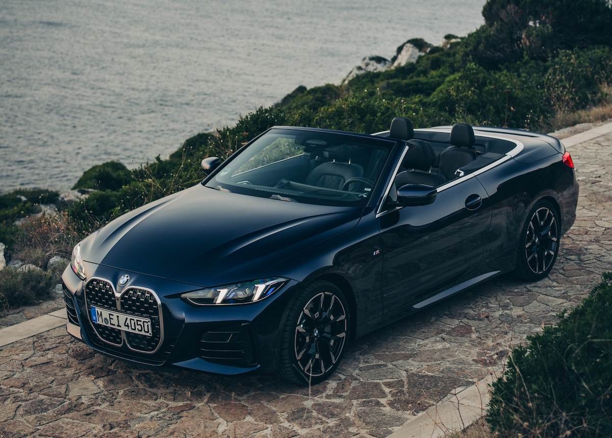 Convertible車型採用電動軟頂敞篷，具備較傳統硬頂更輕量化的優勢，減重幅度達40%。（圖／汎德提供）