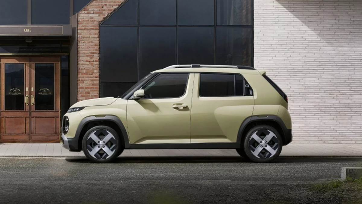 軸距對比燃油版本車型增加了180 mm，因此在整體車室表現上更為優異。（圖／現代提供）