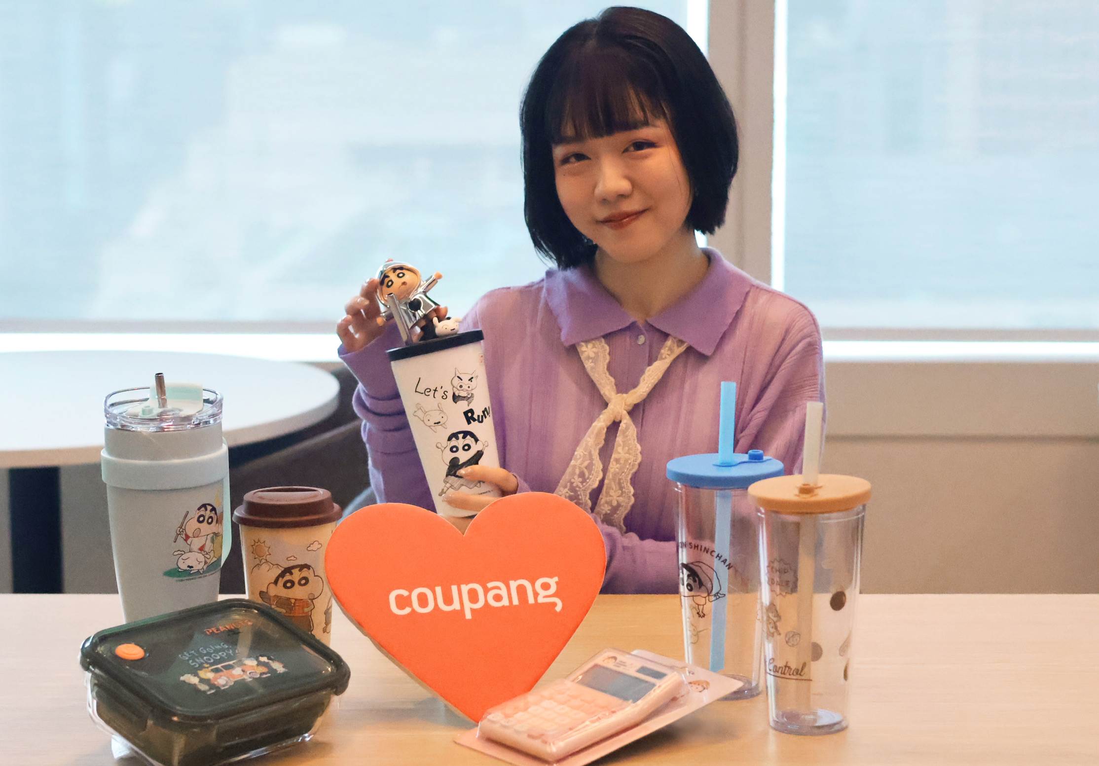 Coupang酷澎引進多款蠟筆小新、奇奇蒂蒂等正版授權商品，可愛迎春季。（圖／Coupang酷澎提供）