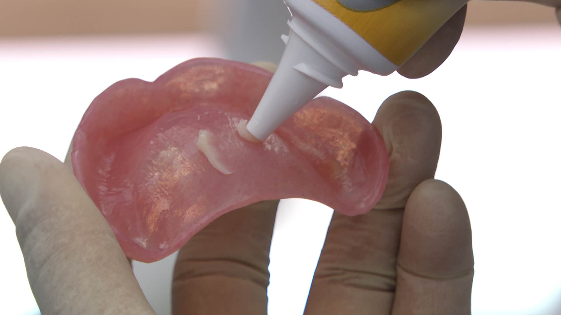 序列 18.00_02_46_24.Still017