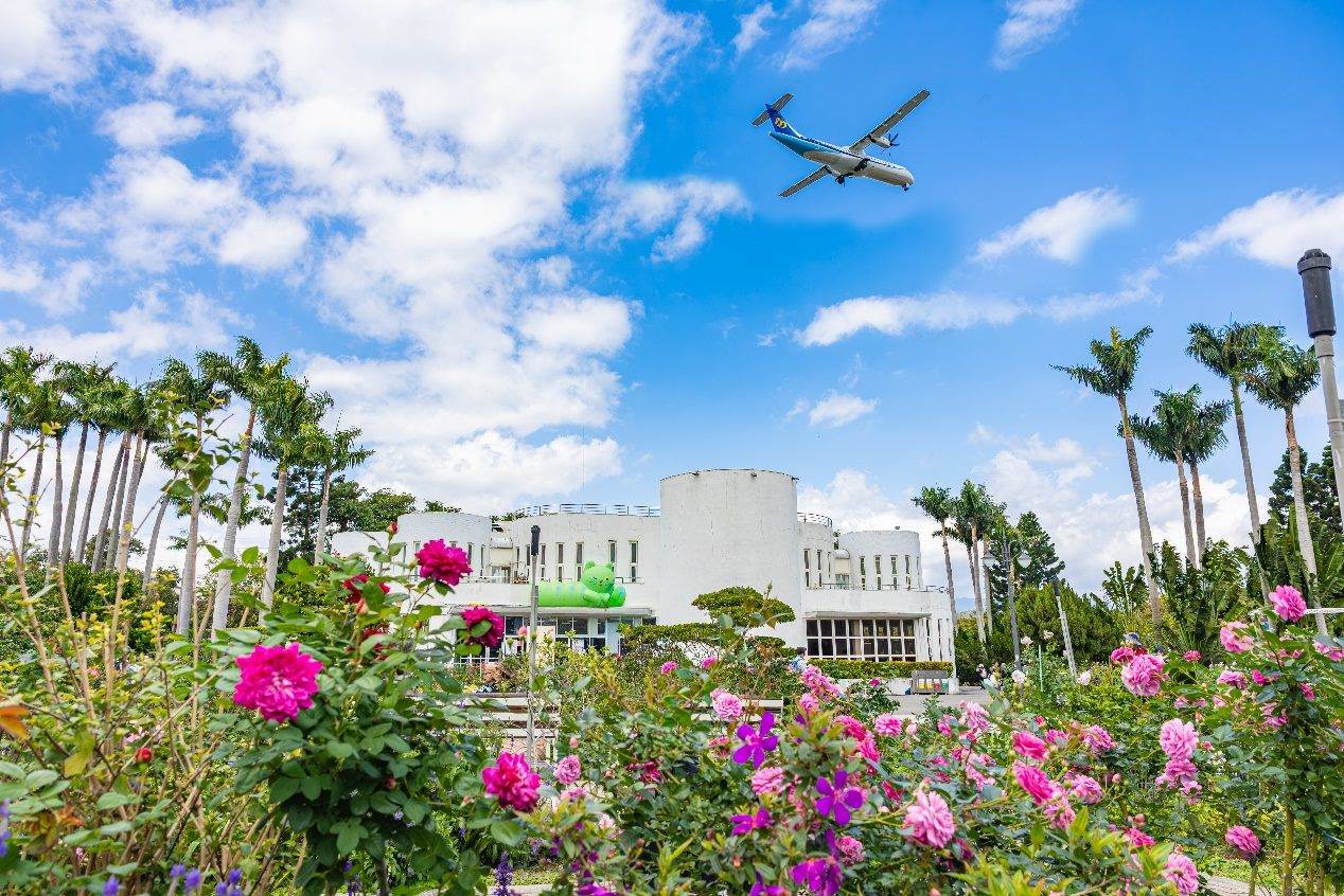 1c5bb99e-e35d-49c7-ae9f-a59da7b13c55