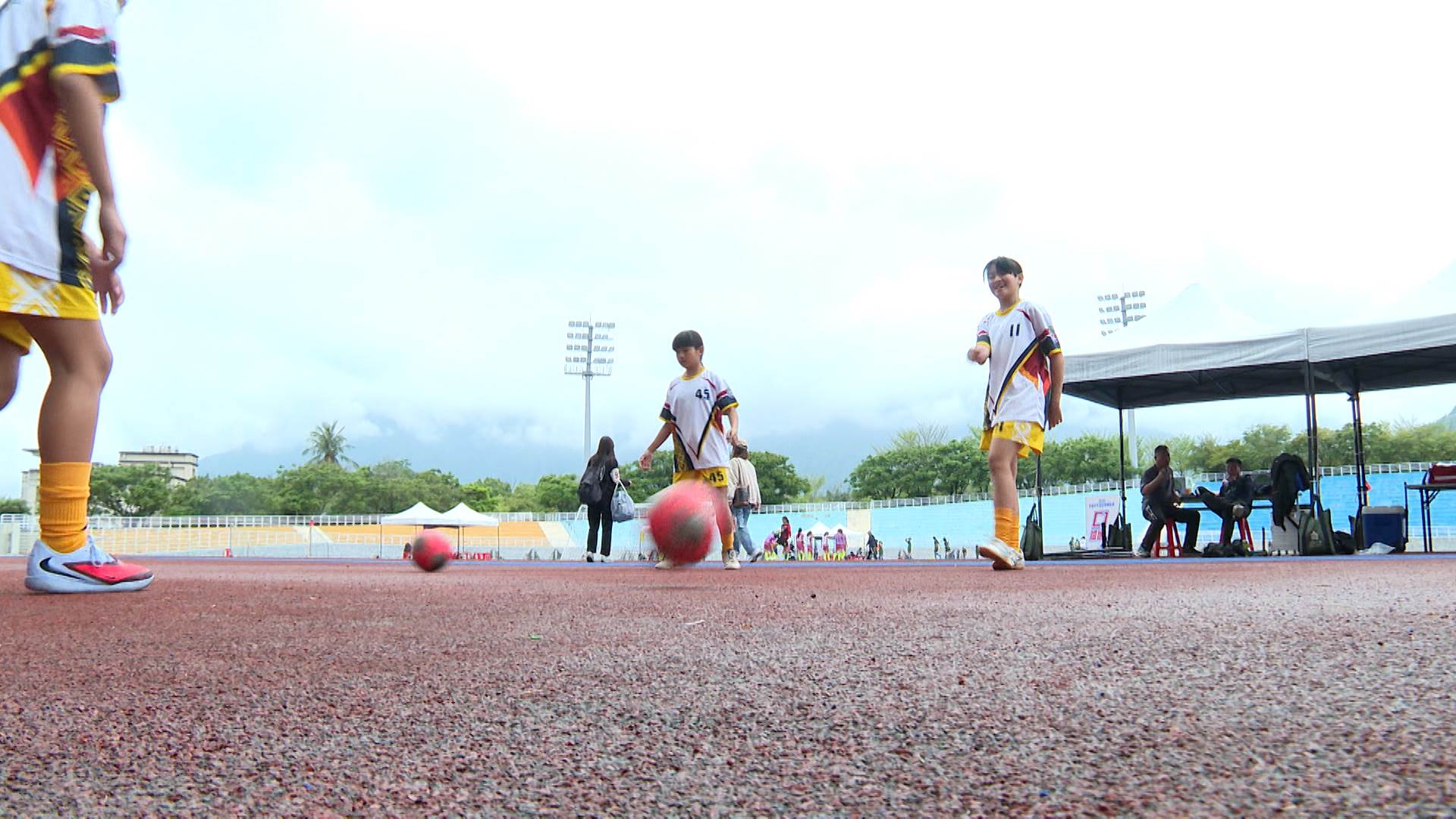 序列 18.00_00_33_00.Still012