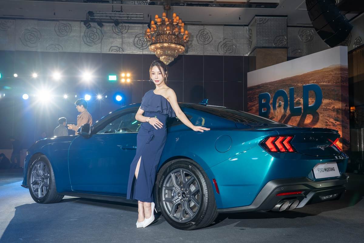 Mustang搶先曝光全新限量車色「Adriatic Blue Metallic」。（圖／林昱丞攝影）