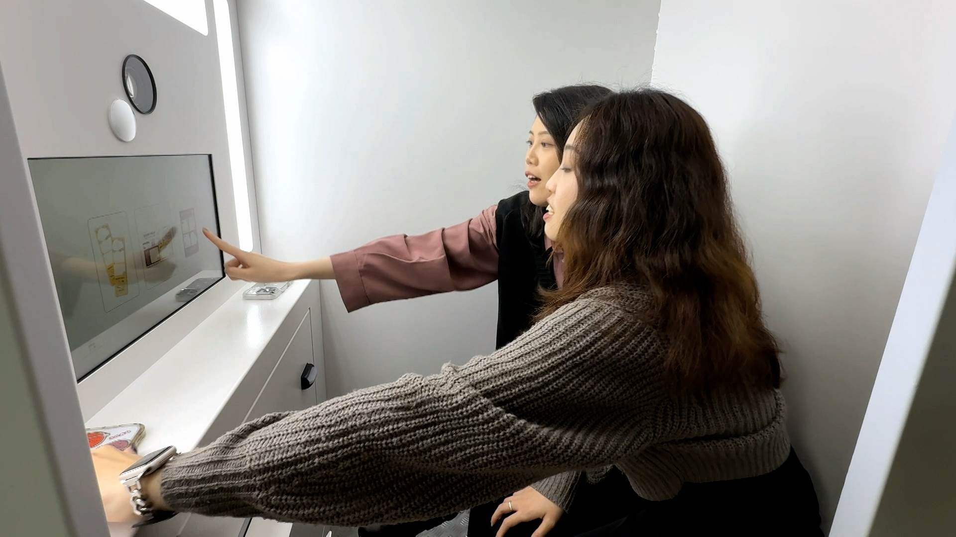 序列 18.00_01_20_26.Still015