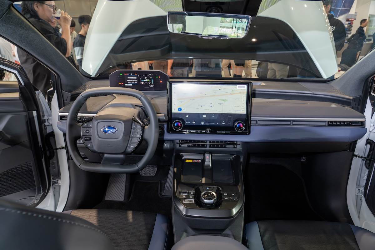 SOLTERRA XT控台採用前駕駛座與副駕乘客座的共同使用平台概念。(圖/林昱丞攝影)