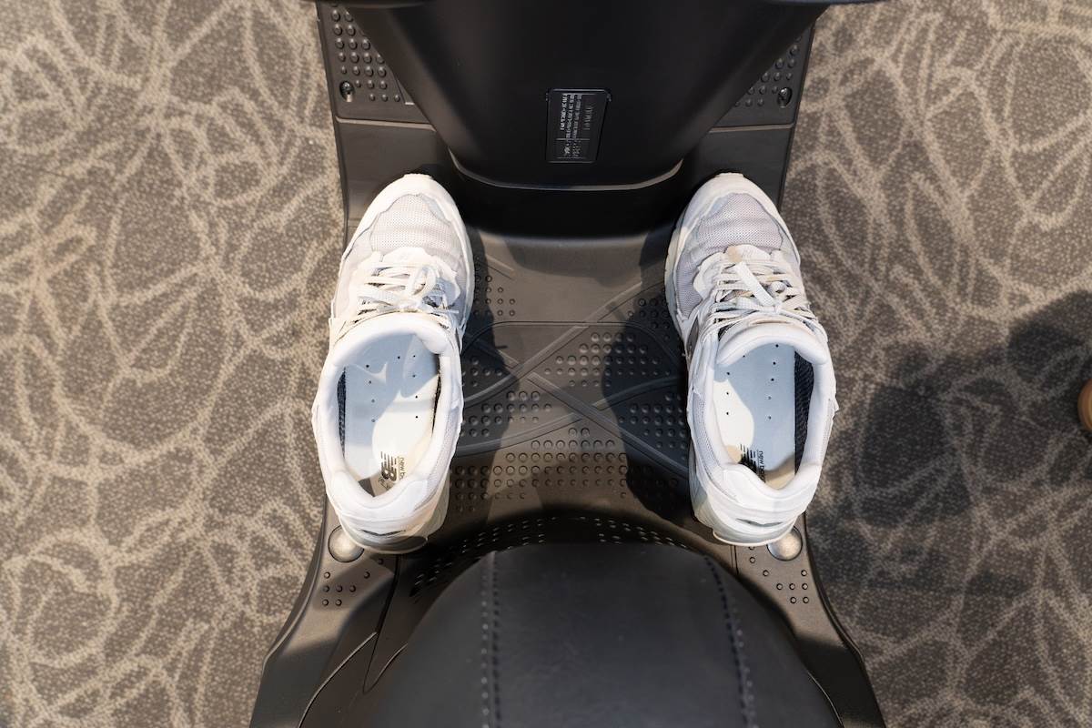 260mm前置腳空間。（圖／林昱丞攝影）