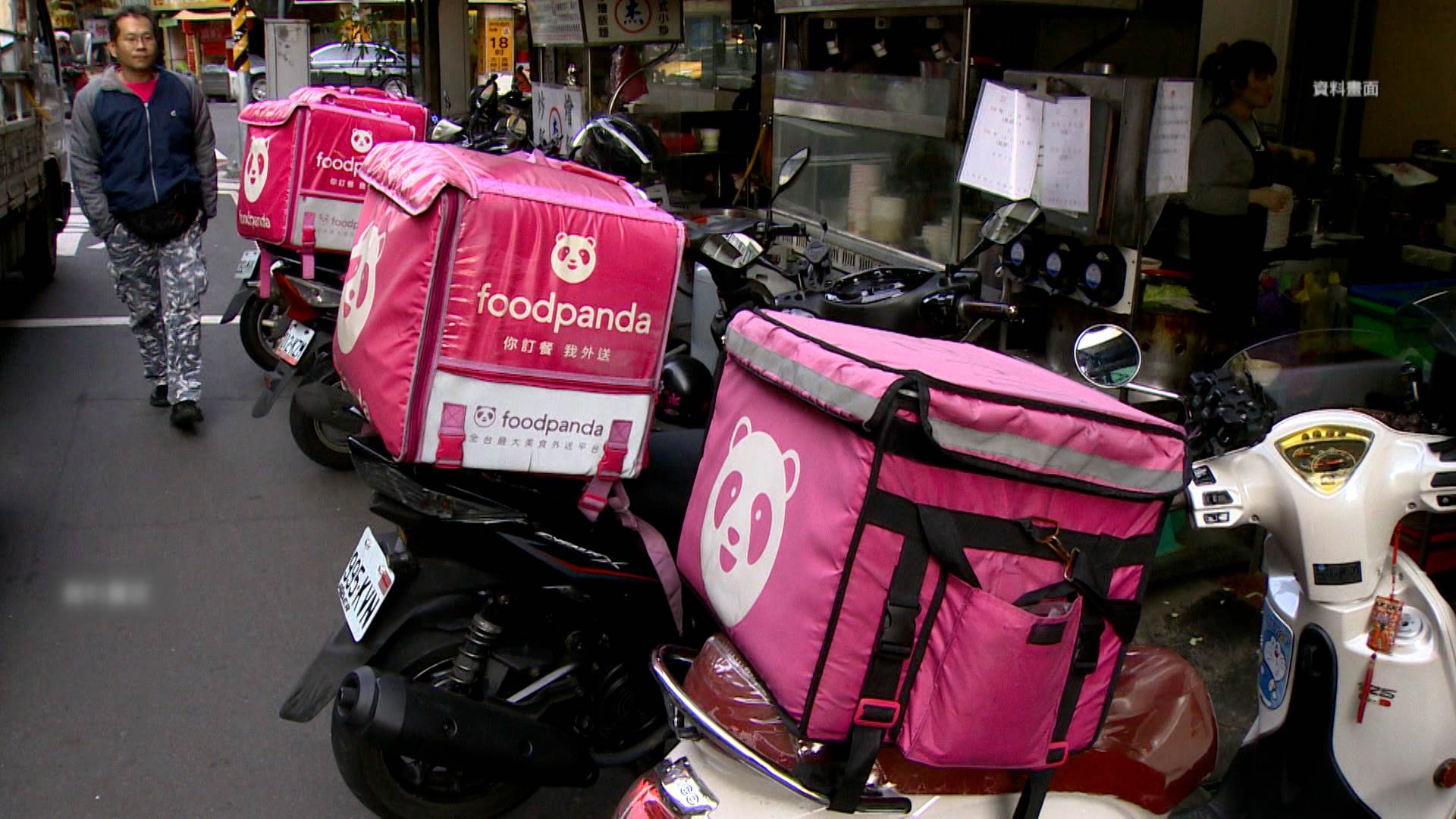 序列 18.00_01_07_03.Still016