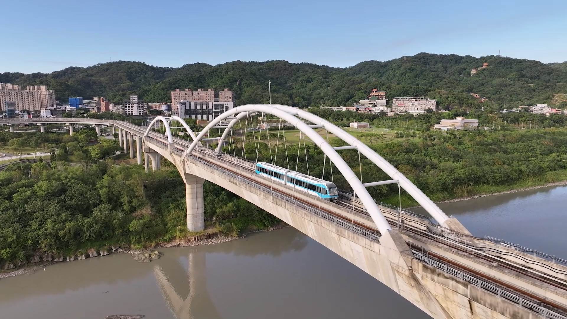 三鶯線跨大漢溪複合鋼拱橋