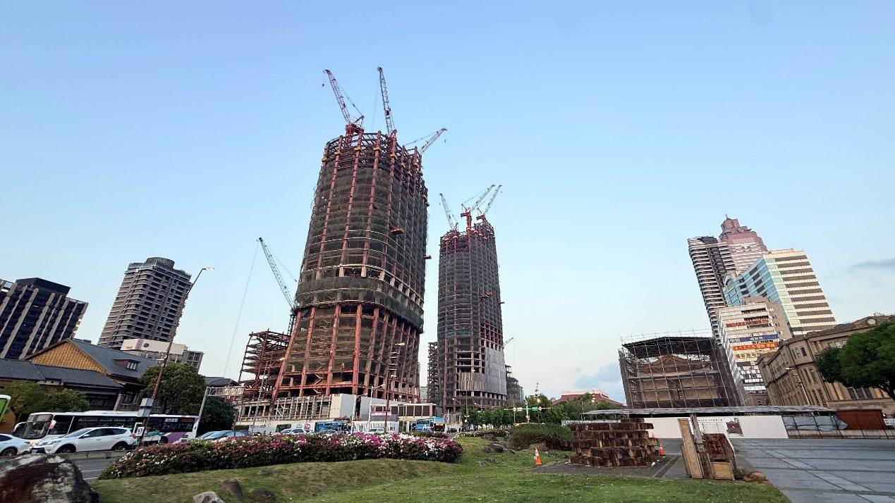 台北城市發展軸線西移，隨台北雙星的推進將創造外溢需求。（圖／東森新聞