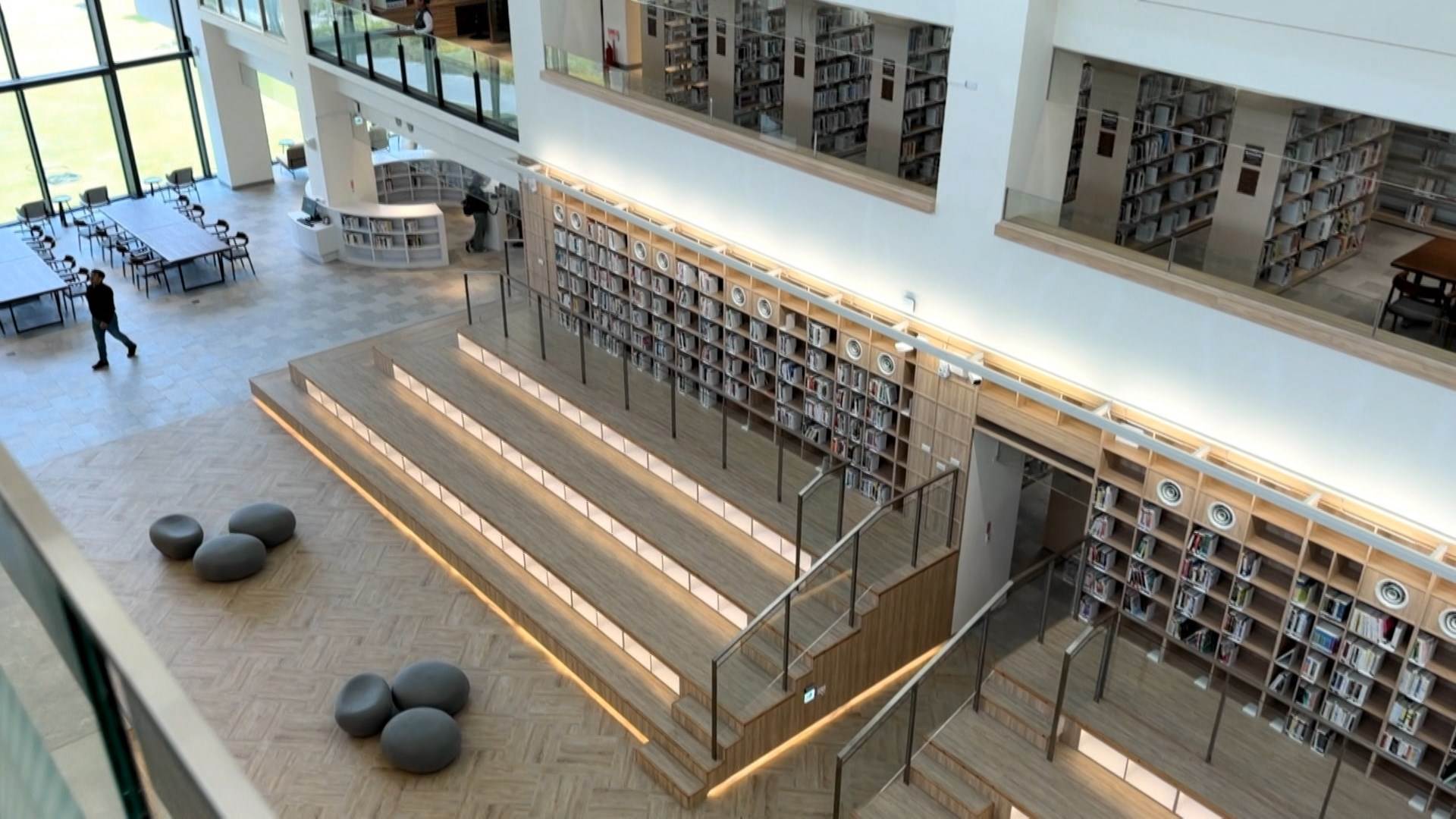 20260422-232-J1.mxf_snapshot_00.16.905