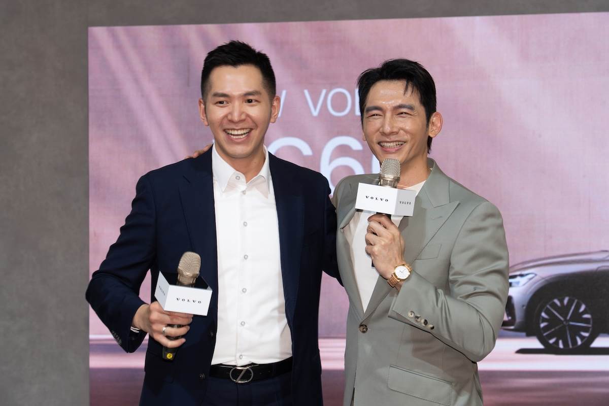 Volvo台灣品牌之友温昇豪（右）與國際富豪汽車總裁林裕凱。（圖／林昱丞攝影）