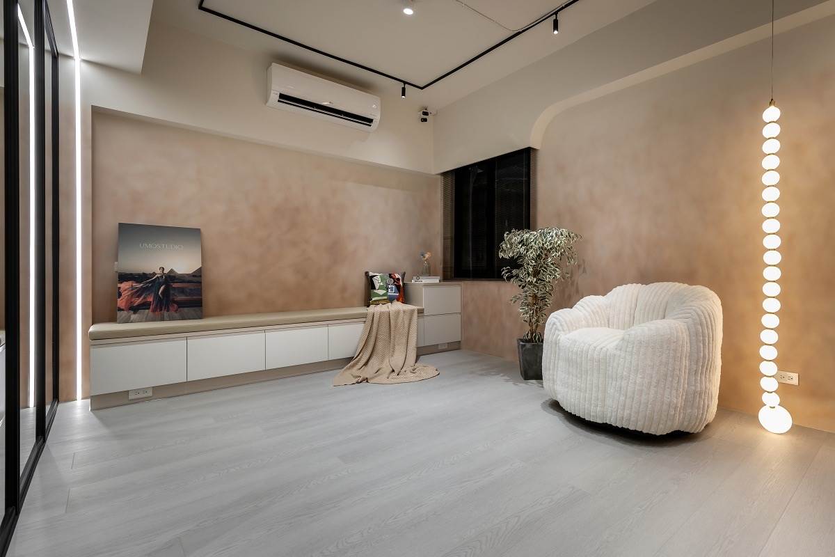 E036752C-5073-4207-83BE-D3A372AEEF09