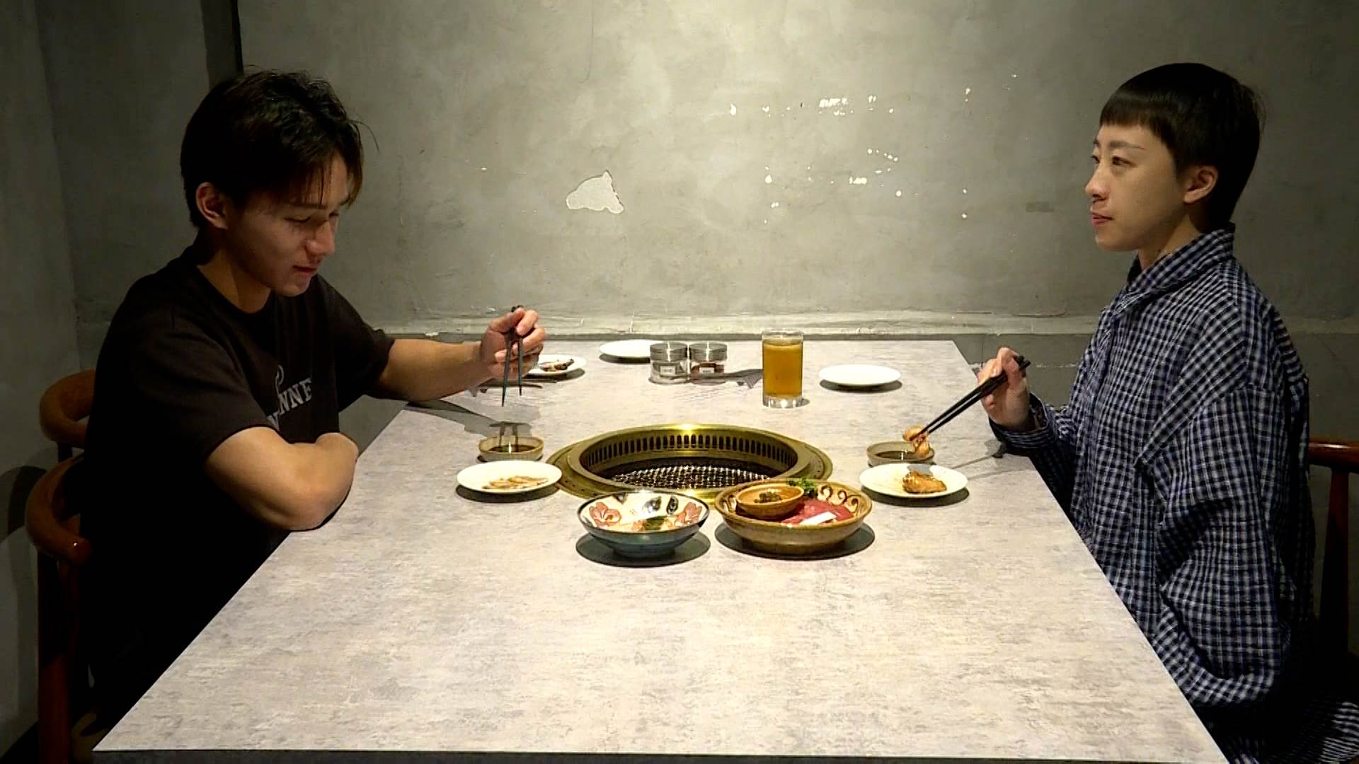 序列 18.00_01_12_16.Still011