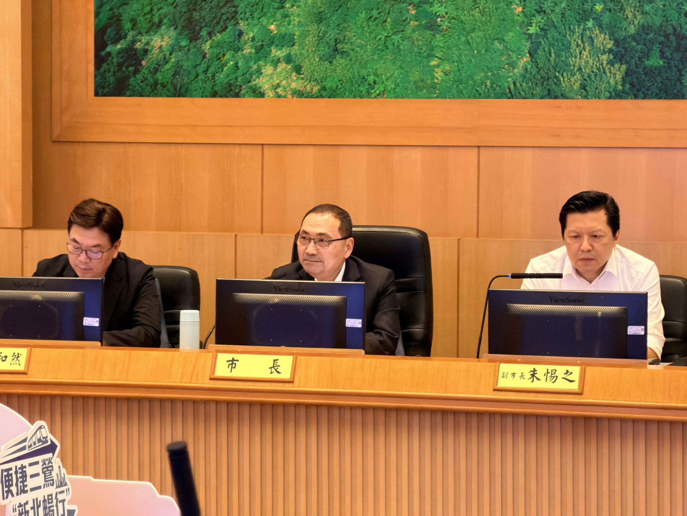 侯市長推動捷運七線齊發。(圖/新北市政府捷運工程局提供)