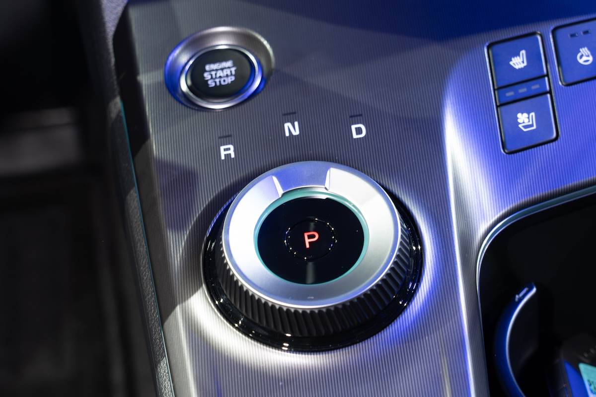 油電動力Turbo-Hybrid車型搭配6速手自排變速系統，汽油動力車型X-line 4WD搭載全新升級8速手自排變速系統。（圖／林昱丞攝影）