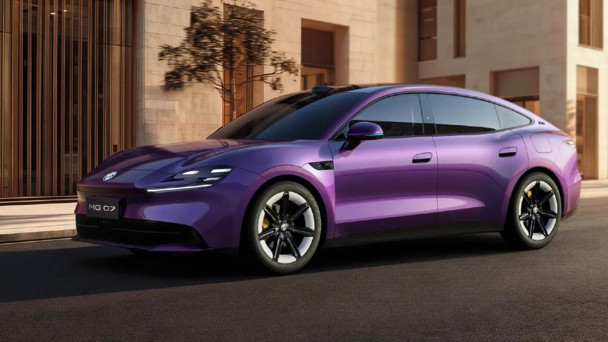 車輛擁有純電以及PHEV插電式油電混合動力兩種選擇,其PHEV版本更擁有1,000公里的綜效續航表現。(圖/MG提供)