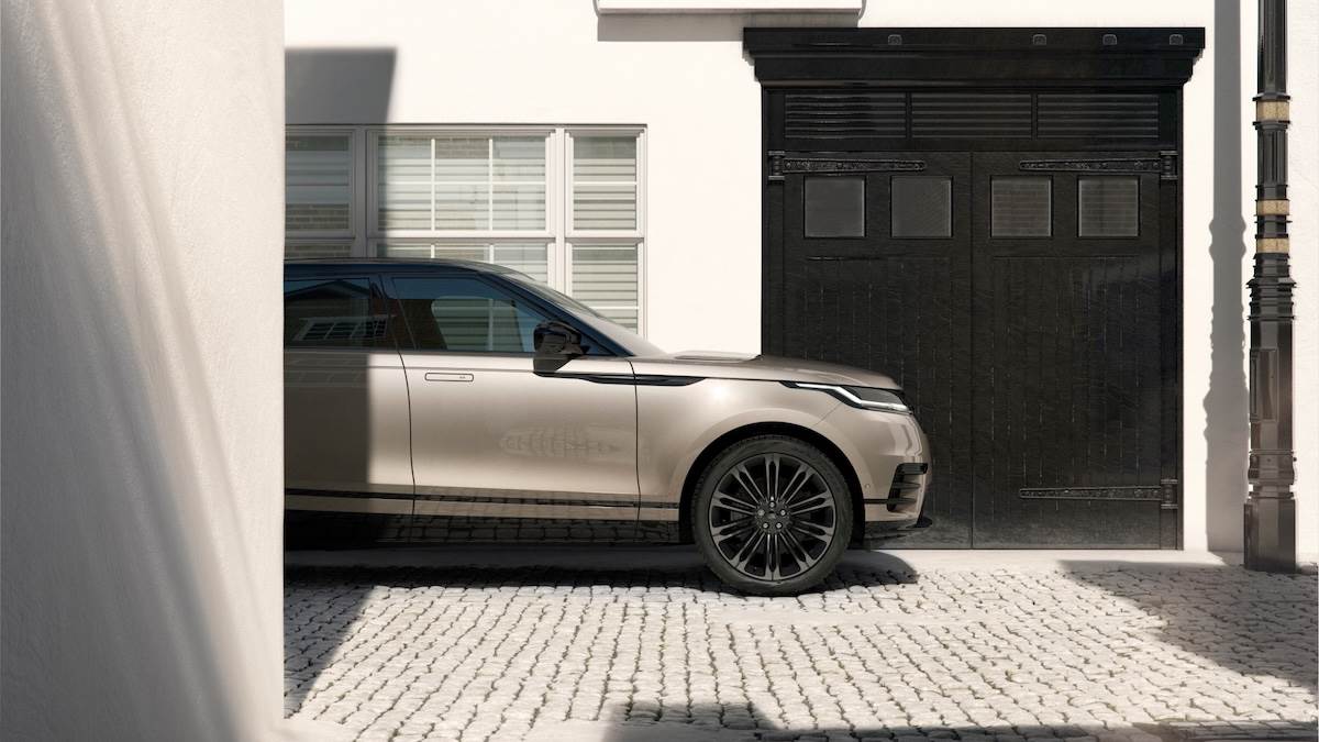 Velar Belgravia Edition外觀換搭全新20吋10輻式鋁合金輪圈。（圖／JLR Taiwan提供）